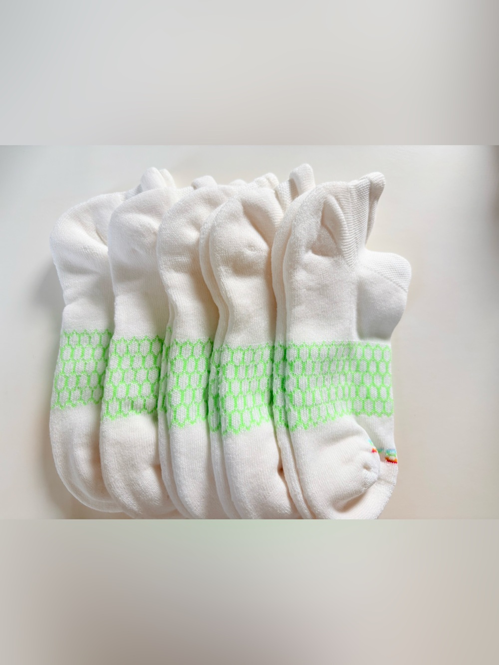 Bombas 5 Pack White And Green Cushioned Ankle Socks Size S